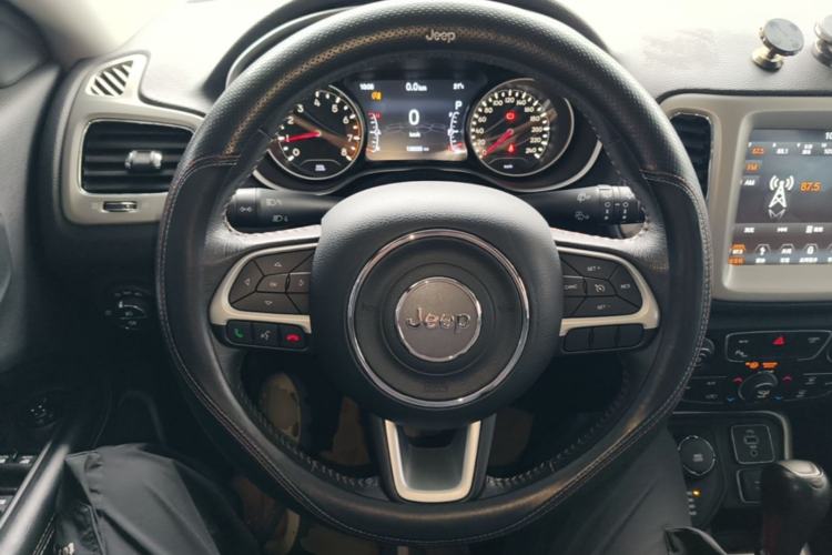 Used Jeep Compass 2019 200T Automatic Family Enjoyment Four-Wheel Drive - Connected Large Screen Version Steering Wheel