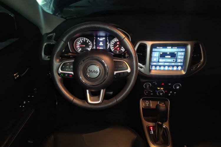 Used Jeep Compass 2019 220T Automatic Enjoyment Version Steering Wheel