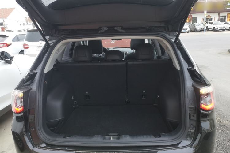 Used Jeep Compass 2019 220T Automatic Enjoyment Version Trunk