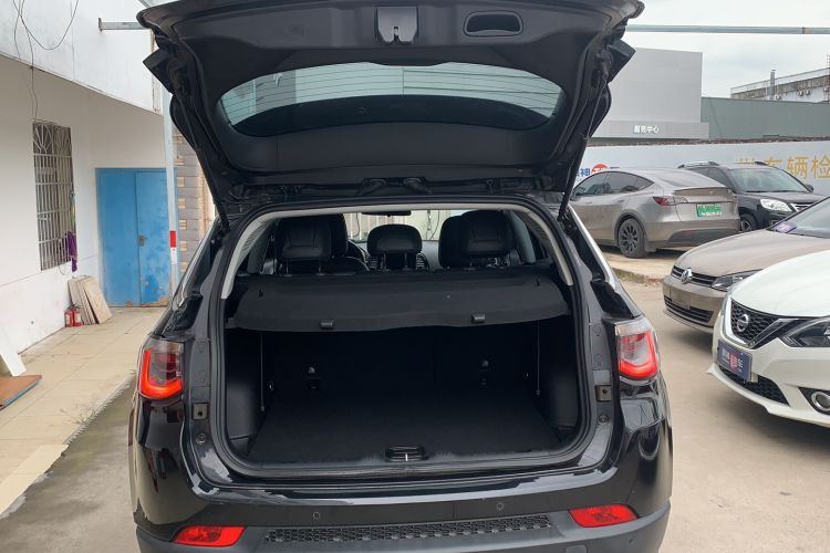 Used Jeep Compass 2019 220T Automatic Family Edition Trunk