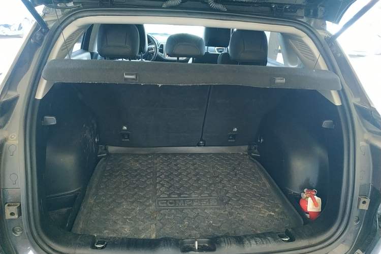 Used Jeep Compass 2019 200T Automatic Family Enjoyment Four-Wheel Drive - Connected Large Screen Version Trunk