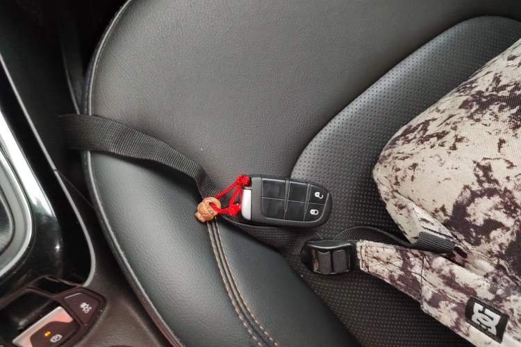 Used Jeep Compass 2019 220T Automatic Family Edition Vehicle Key
