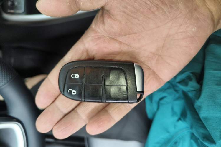 Used Jeep Compass 2019 220T Automatic Enjoyment Version Vehicle Key