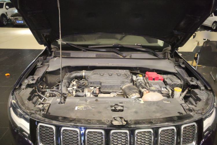 Used Jeep Compass 2019 220T Automatic Family Edition Engine Bay