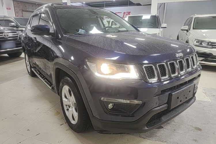 Used Jeep Compass 2019 220T Automatic Family Edition Front Right 45 Deg