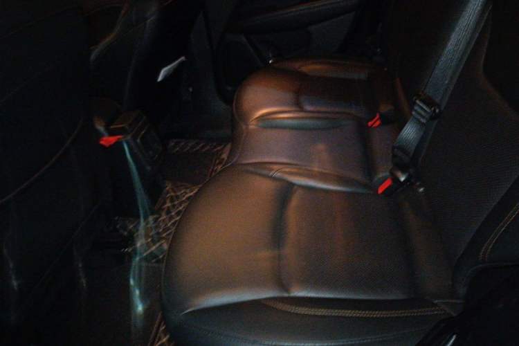 Used Jeep Compass 2019 220T Automatic Family Edition Left Rear Seat