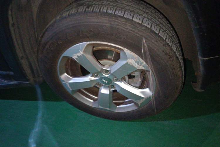 Used Jeep Compass 2019 220T Automatic Family Edition Right Front Wheel Hub