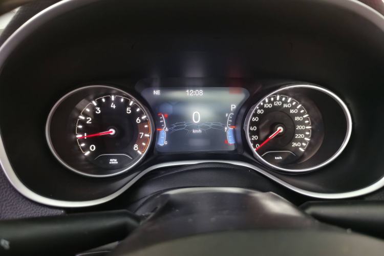 Used Jeep Compass 2019 220T Automatic Family Edition Instrument Cluster