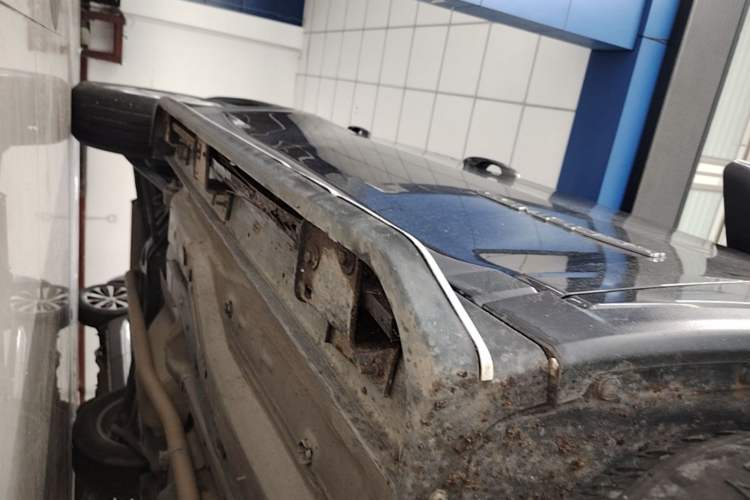 Used Jeep Compass 2019 200T Automatic Enjoyment - Connected Large Screen Version Right Side Sill