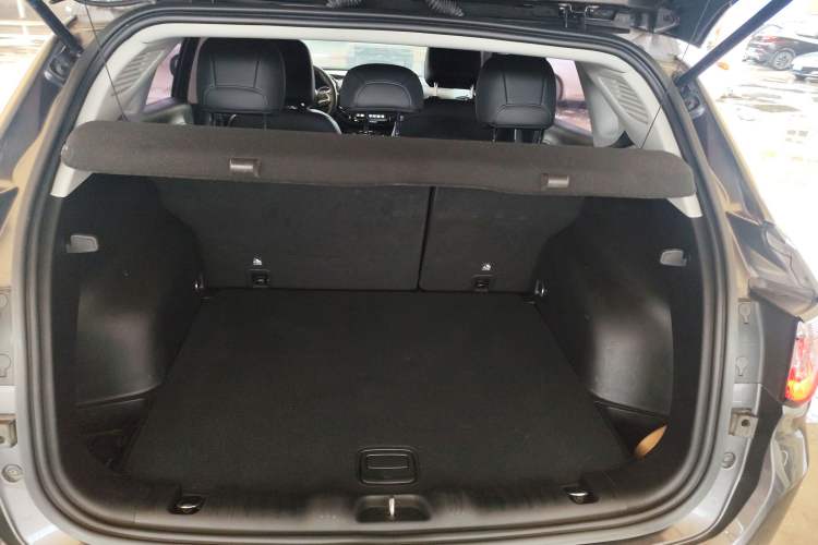 Used Jeep Compass 2019 220T Automatic Family Edition Trunk