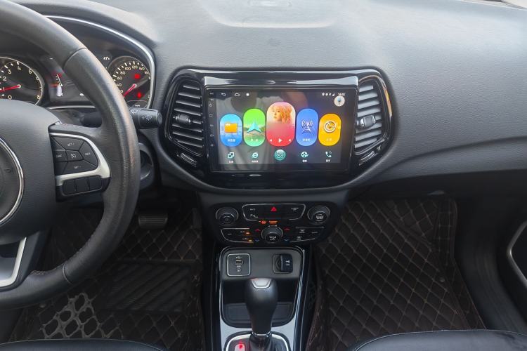 Used Jeep Compass 2019 220T Automatic Family Edition Audio And AC Panel
