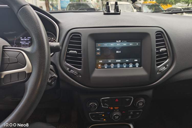Used Jeep Compass 2019 200T Automatic Enjoyment - Connected Large Screen Version Audio And AC Panel