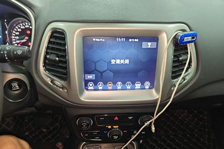 Used Jeep Compass 2019 220T Automatic Enjoyment Version Audio And AC Panel