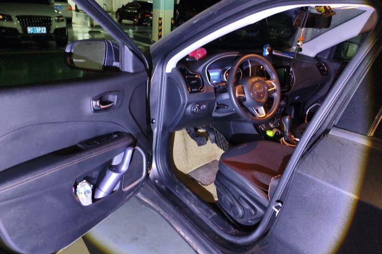 Used Jeep Compass 2019 220T Automatic Family Edition Driver Seat