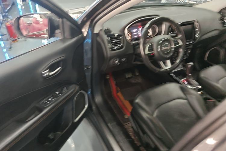 Used Jeep Compass 2019 220T Automatic Family Edition Driver Seat