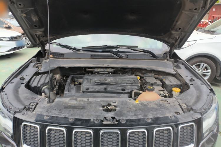 Used Jeep Compass 2019 200T Automatic Family Edition - Connected Large Screen Version Engine Bay