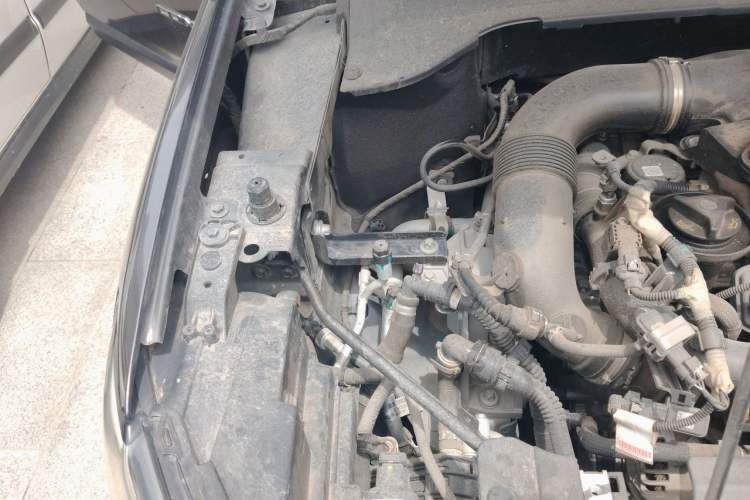 Used Jeep Compass 2019 220T Automatic Family Edition Engine Bay Right