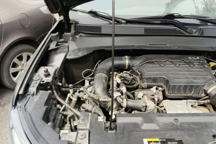 Used Jeep Compass 2019 220T Automatic Family Edition Engine Bay Right