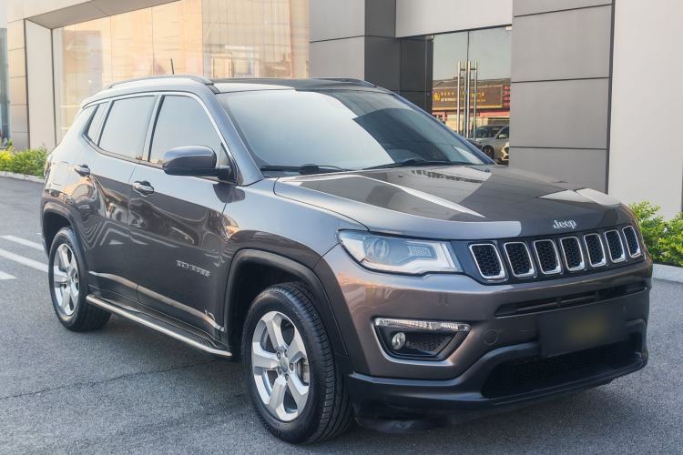 Used Jeep Compass 2019 220T Automatic Family Edition Exterior 2