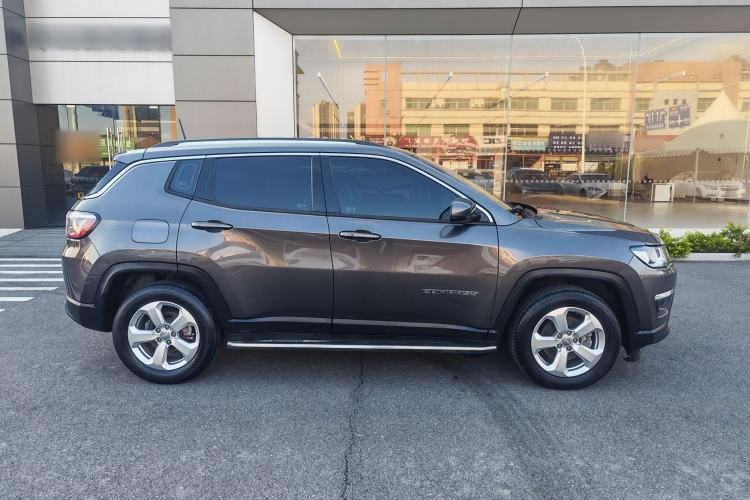 Used Jeep Compass 2019 220T Automatic Family Edition Exterior 7