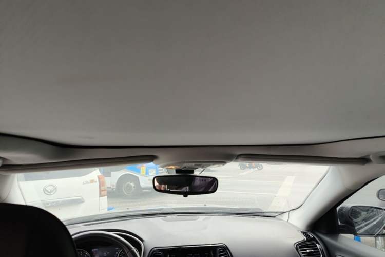 Used Jeep Compass 2019 220T Automatic Family Edition Headliner