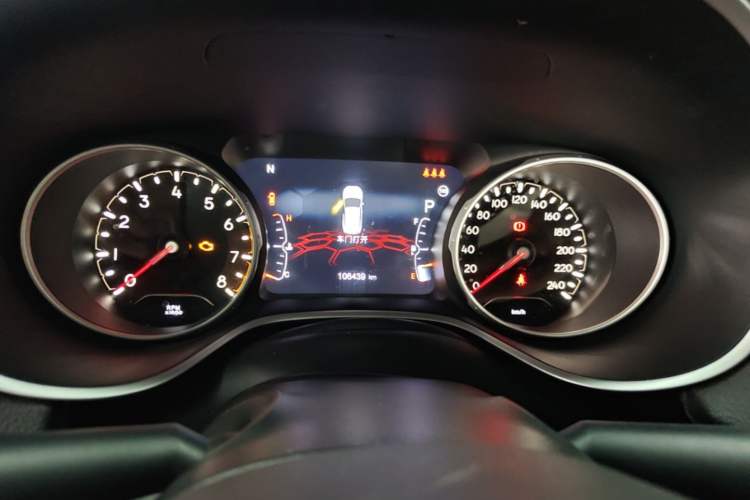 Used Jeep Compass 2019 220T Automatic Family Edition Instrument Cluster