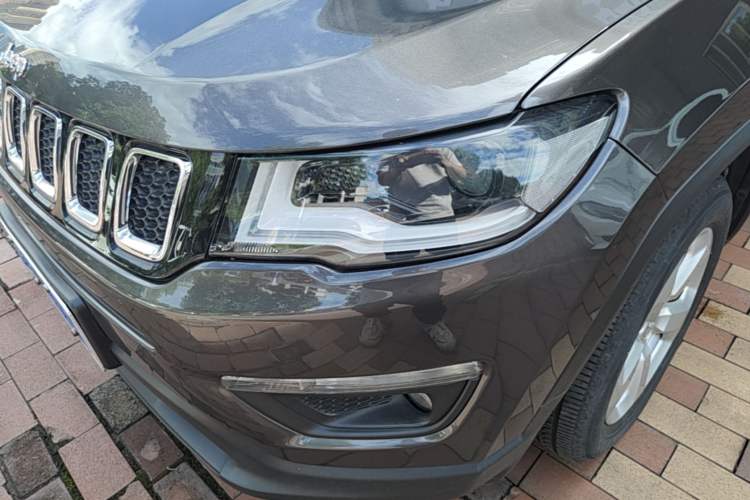 Used Jeep Compass 2019 200T Automatic Enjoyment - Connected Large Screen Version Left Front Headlight