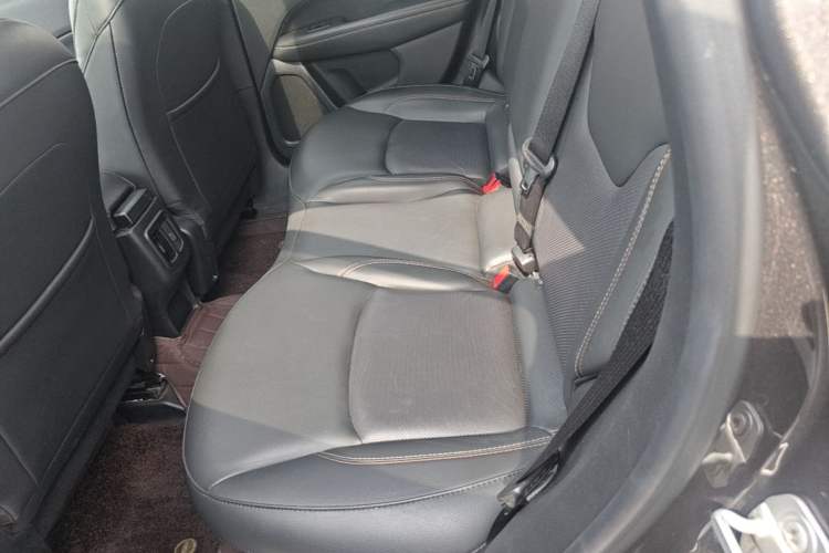 Used Jeep Compass 2019 200T Automatic Family Edition - Connected Large Screen Version Left Rear Seat