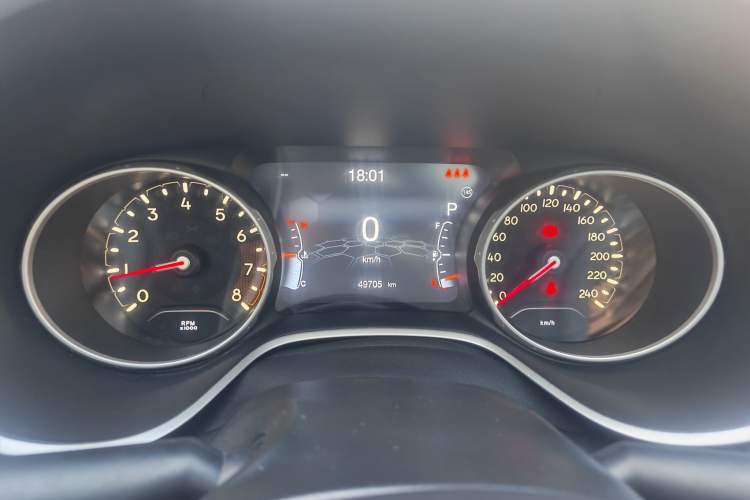 Used Jeep Compass 2019 220T Automatic Family Edition Odometer Close Up