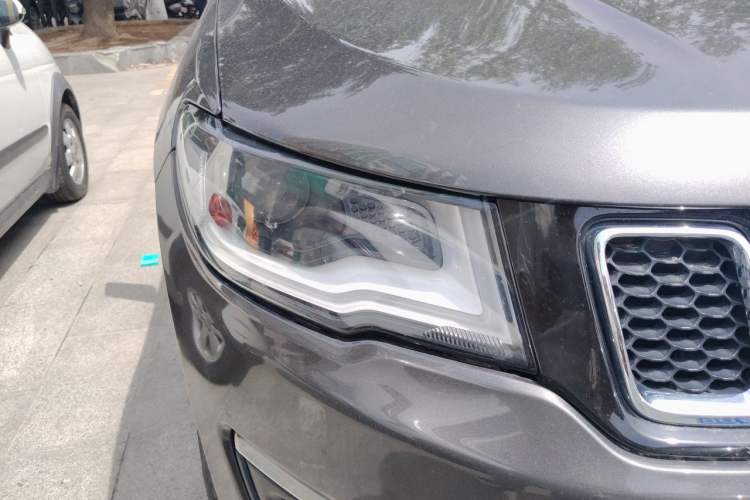 Used Jeep Compass 2019 220T Automatic Family Edition Right Front Headlight