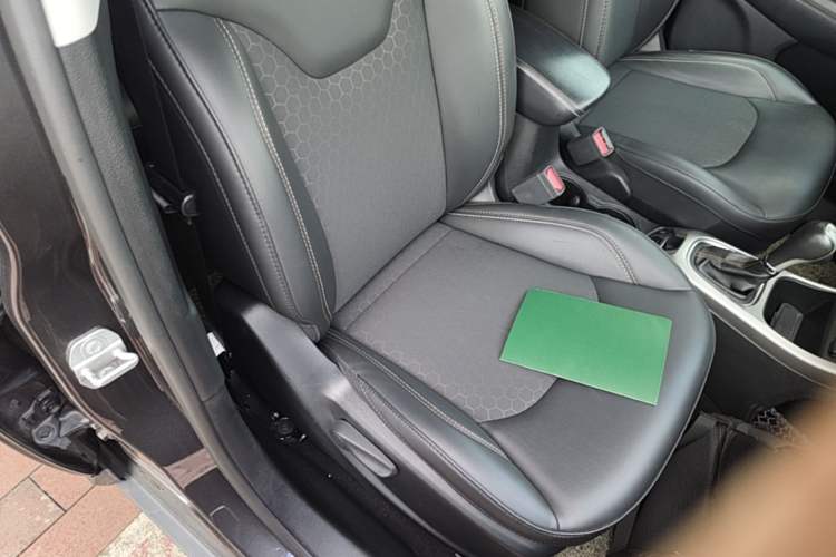 Used Jeep Compass 2019 200T Automatic Enjoyment - Connected Large Screen Version Right Front Seat