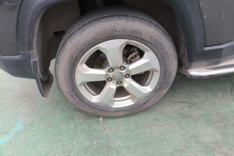 Used Jeep Compass 2019 200T Automatic Family Edition - Connected Large Screen Version Right Rear Wheel Hub