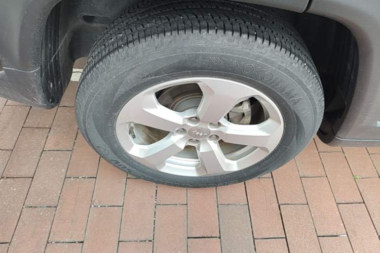 Used Jeep Compass 2019 200T Automatic Enjoyment - Connected Large Screen Version Right Rear Wheel Hub