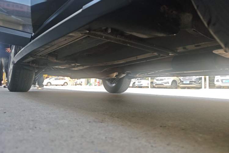 Used Jeep Compass 2019 220T Automatic Family Edition Right Side Sill