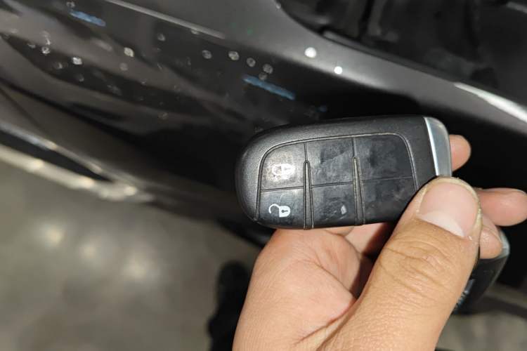 Used Jeep Compass 2019 220T Automatic Family Edition Vehicle Key