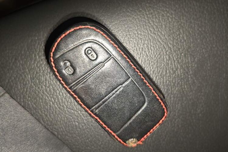 Used Jeep Compass 2019 220T Automatic Enjoyment Version Vehicle Key
