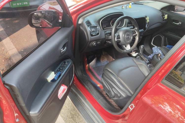 Used Jeep Compass 2019 220T Automatic Family Edition Driver Seat