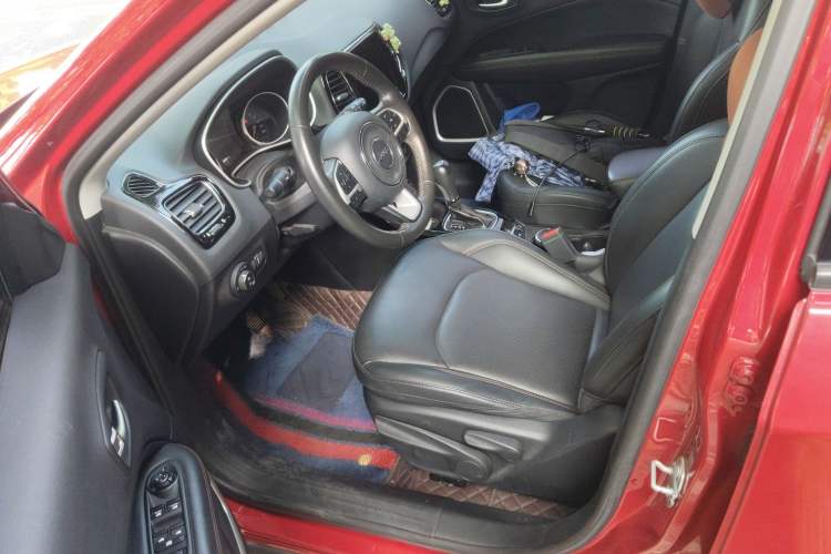 Used Jeep Compass 2019 220T Automatic Family Edition Left Front Seat