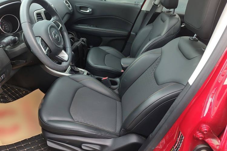 Used Jeep Compass 2019 220T Automatic Enjoyment Version Left Front Seat