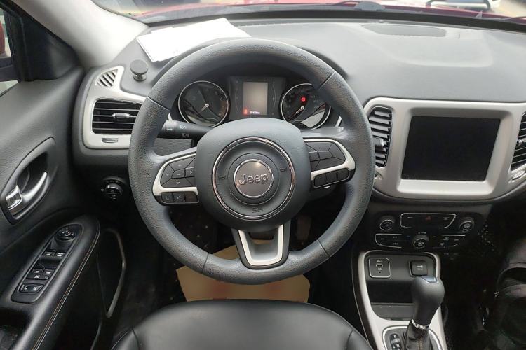 Used Jeep Compass 2019 220T Automatic Enjoyment Version Steering Wheel