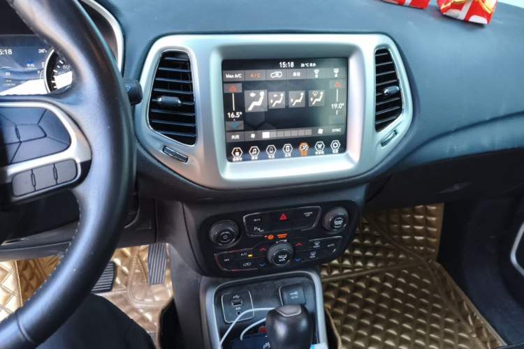 Used Jeep Compass 2019 200TS Automatic Premium - Connected Large Screen Version Audio And AC Panel