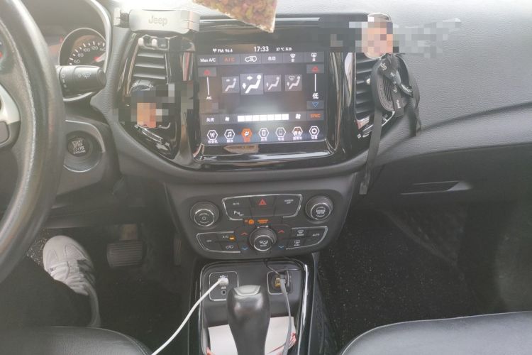 Used Jeep Compass 2019 220T Automatic Family Edition Audio And AC Panel