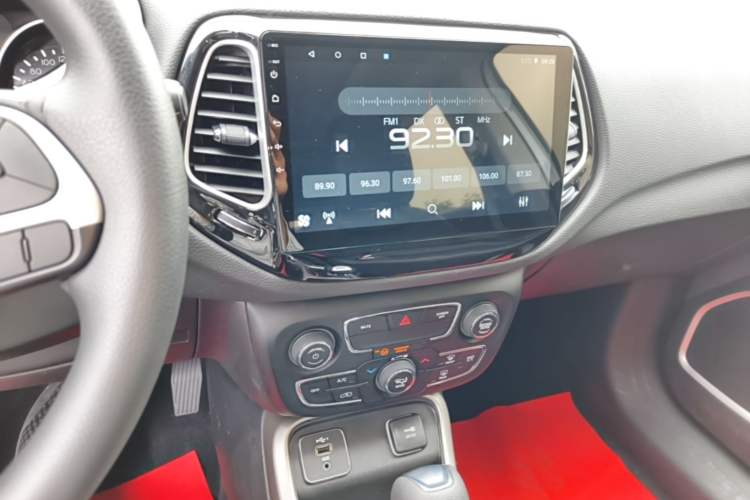 Used Jeep Compass 2019 220T Automatic Enjoyment Version Audio And AC Panel