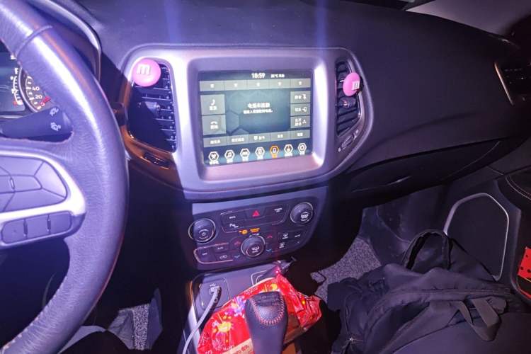 Used Jeep Compass 2019 200TS Automatic Premium - Connected Large Screen Version Audio And AC Panel