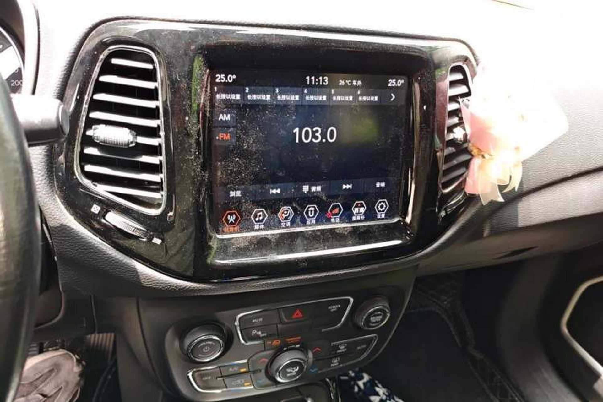 Used Jeep Compass 2019 220T Automatic Family Edition Audio And AC Panel