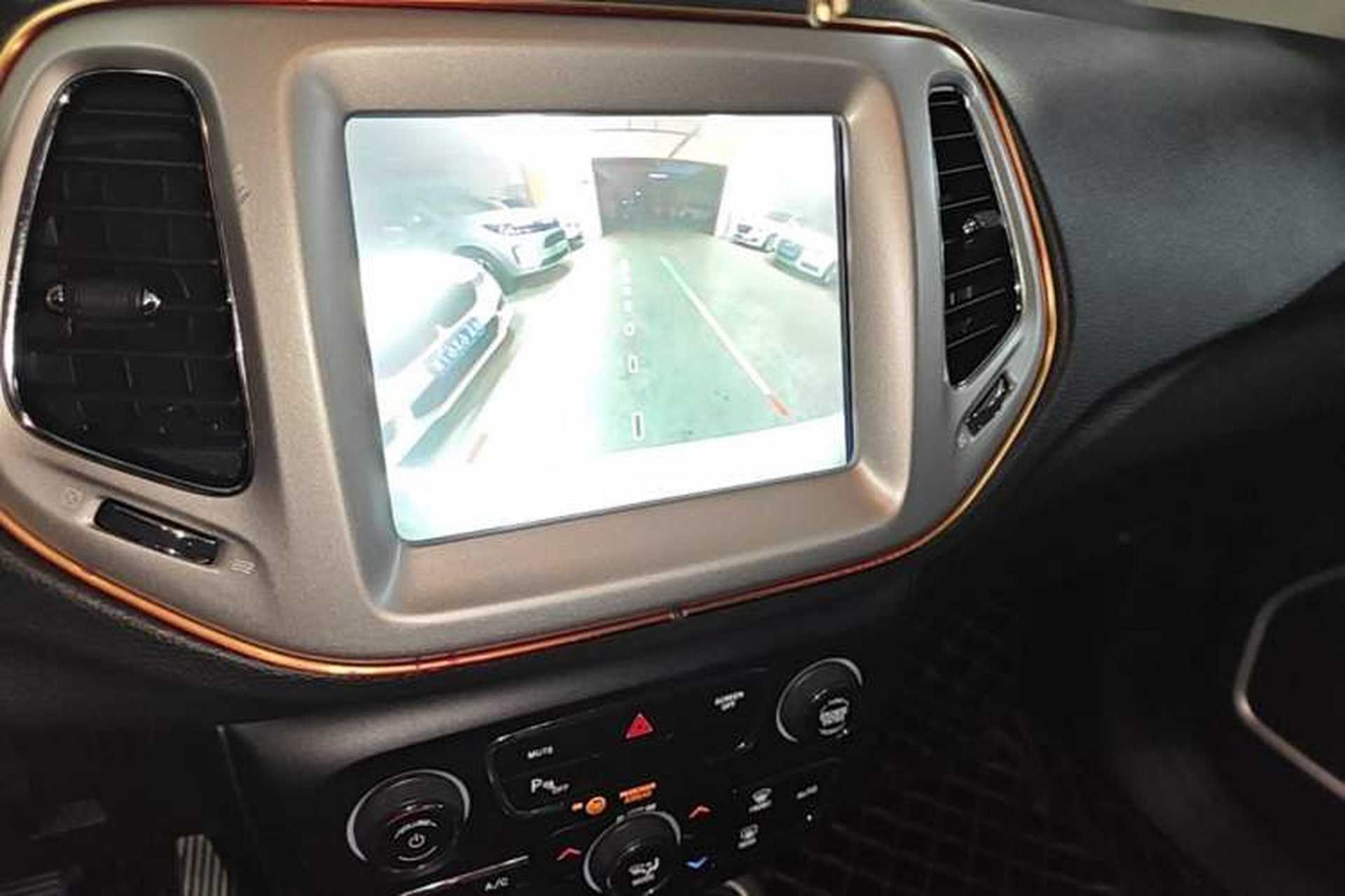 Used Jeep Compass 2019 200T Automatic Family Edition - Connected Large Screen Version Audio And AC Panel