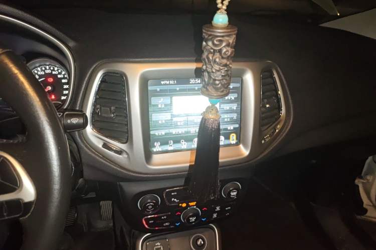 Used Jeep Compass 2019 200T Automatic Family Edition - Connected Large Screen Version Audio And AC Panel