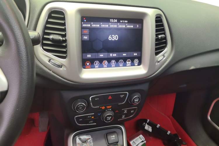 Used Jeep Compass 2019 220T Automatic Enjoyment Version Audio And AC Panel