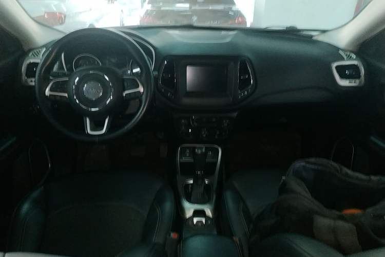 Used Jeep Compass 2019 200T Automatic Enjoyment - Connected Large Screen Version Audio And AC Panel
