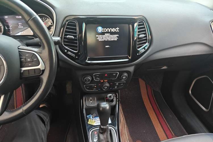 Used Jeep Compass 2019 220T Automatic Family Edition Audio And AC Panel